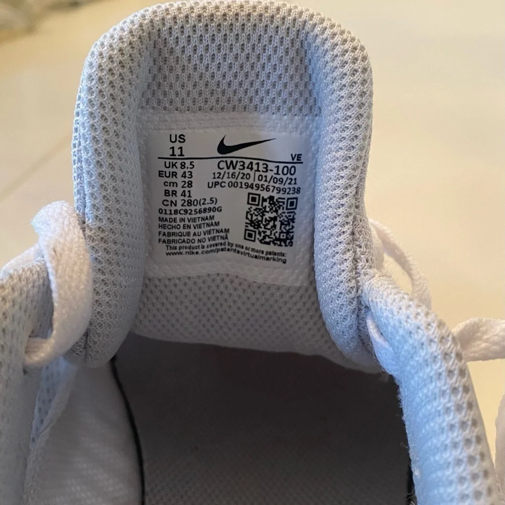 Nike Downshifter Sneakers